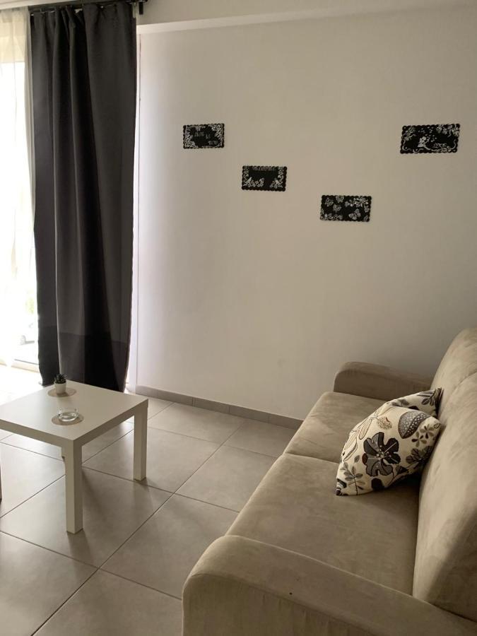 Aparthotel Raggio Di Sole San Cesareo Zewnętrze zdjęcie