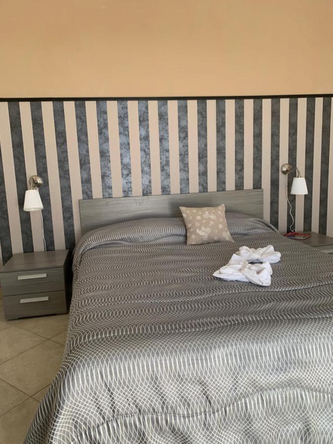 Aparthotel Raggio Di Sole San Cesareo Zewnętrze zdjęcie