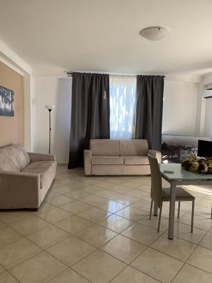 Aparthotel Raggio Di Sole San Cesareo Zewnętrze zdjęcie
