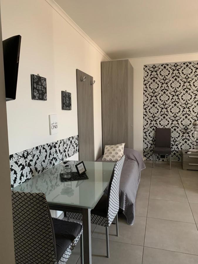 Aparthotel Raggio Di Sole San Cesareo Zewnętrze zdjęcie